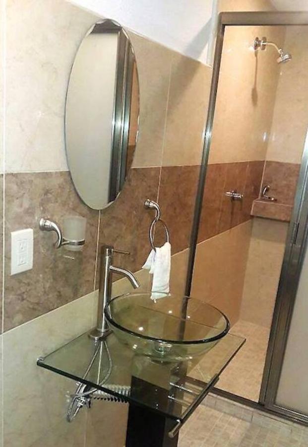 Hotel Versalles Suites Канкун Екстер'єр фото