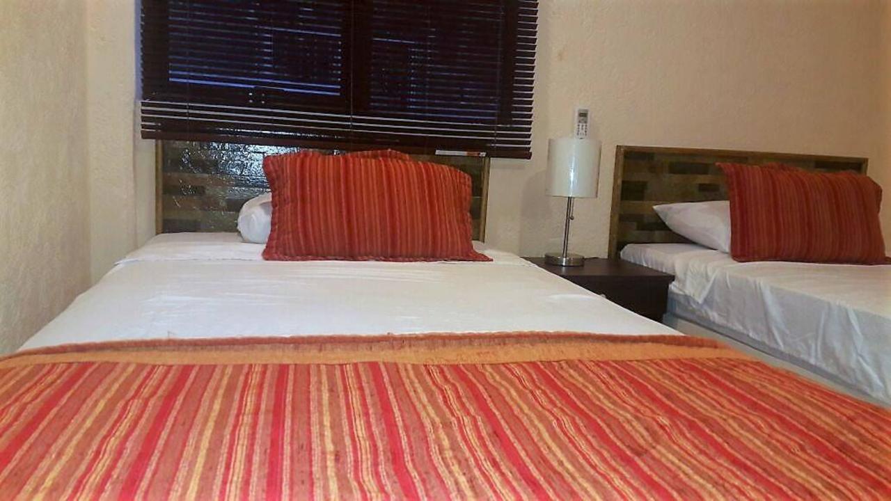 Hotel Versalles Suites Канкун Екстер'єр фото