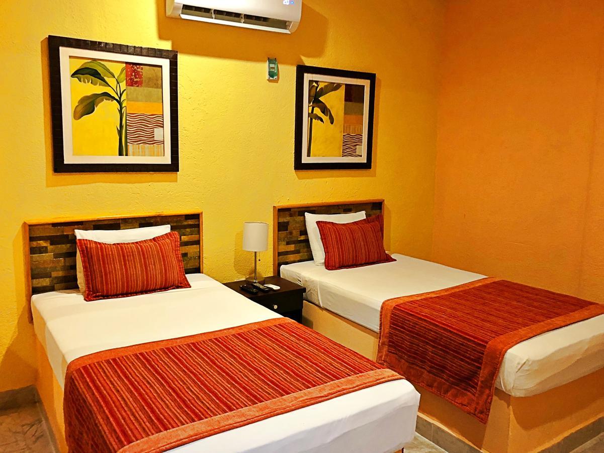 Hotel Versalles Suites Канкун Екстер'єр фото