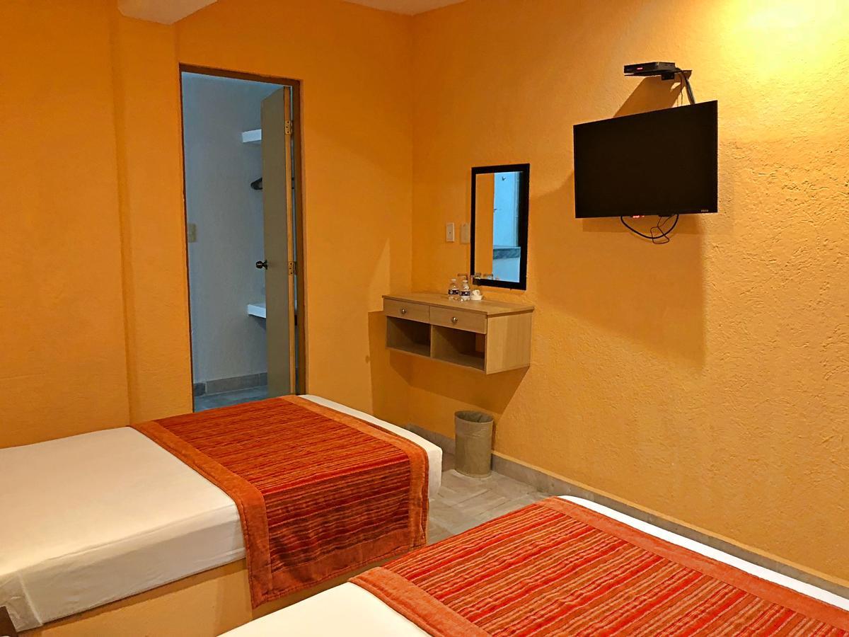 Hotel Versalles Suites Канкун Екстер'єр фото